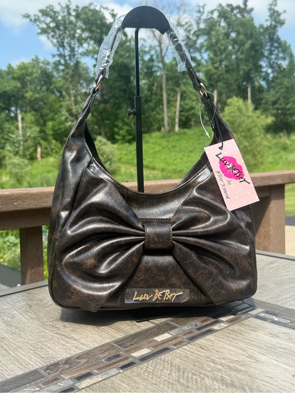 NWT Betsey Johnson Faux Leather Bow Hobo Shoulder Bag - Picture 3 of 8